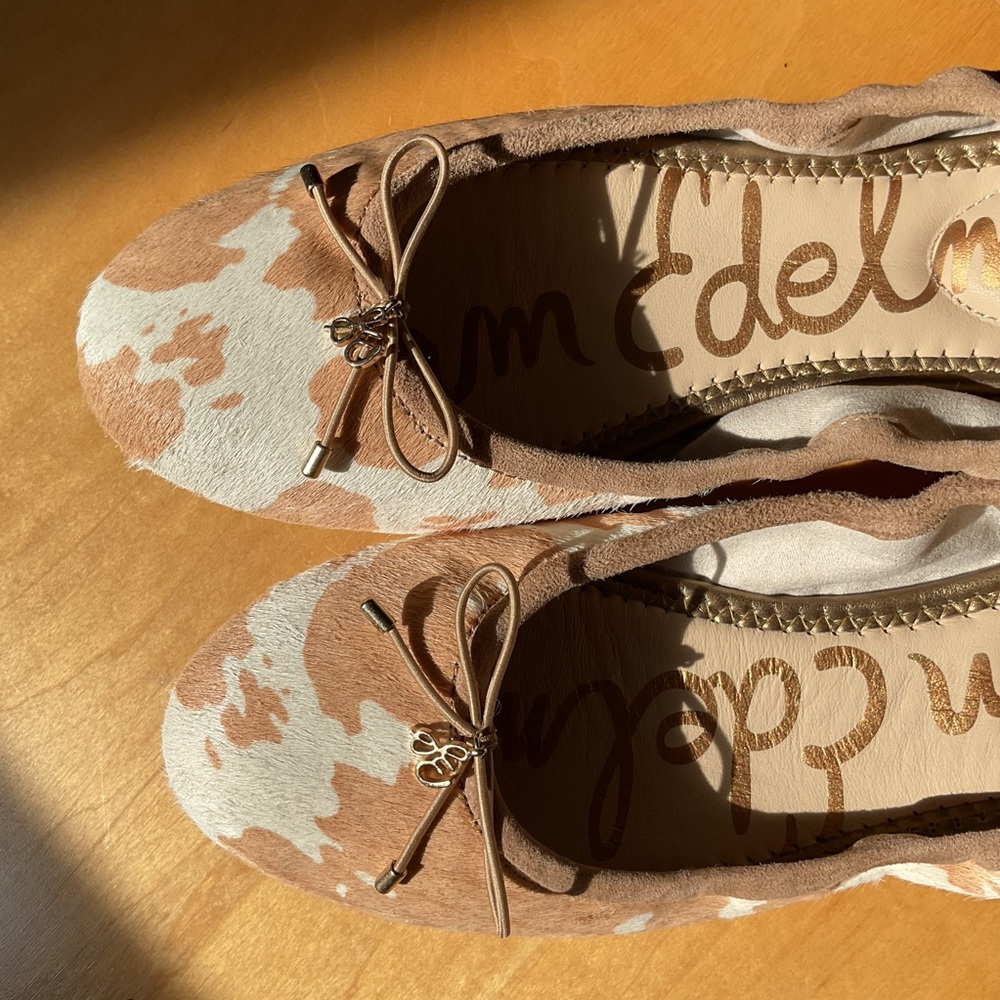 Sam Edelman Cow-Print Bow Ballet Flats in Tan and Cream Size 9M